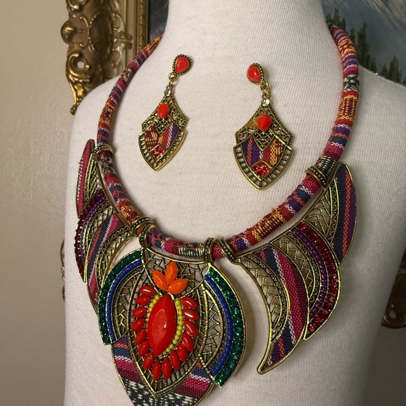 Handmade Bohemian Tribal Chunky Colorful Statement Necklace and Earring Set - Picture 6 of 8